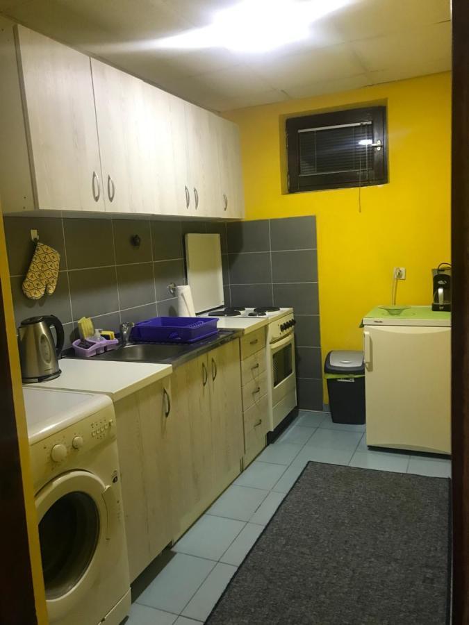 Nis Apartman Экстерьер фото